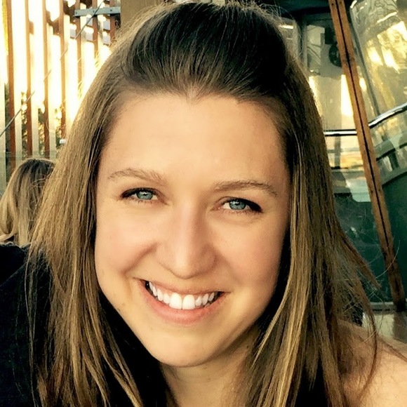 Meet your Posher, Tanya - Picture 1 of 1